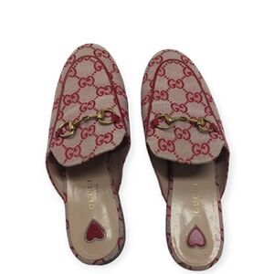 Gucci Princetown Horsebit Mule – Red Hearts Canvas EU 36